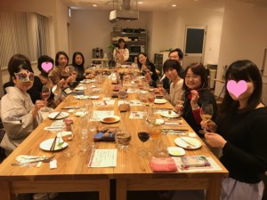 やよいつながり新年会 笑いころげて終了いたしました☆ やよいつながり新年会 笑いころげて終了いたしました☆ 見た目の変化で印象アップ!名古屋のイメージコンサルタント|ハッピーコーディネート|Happycoordinate